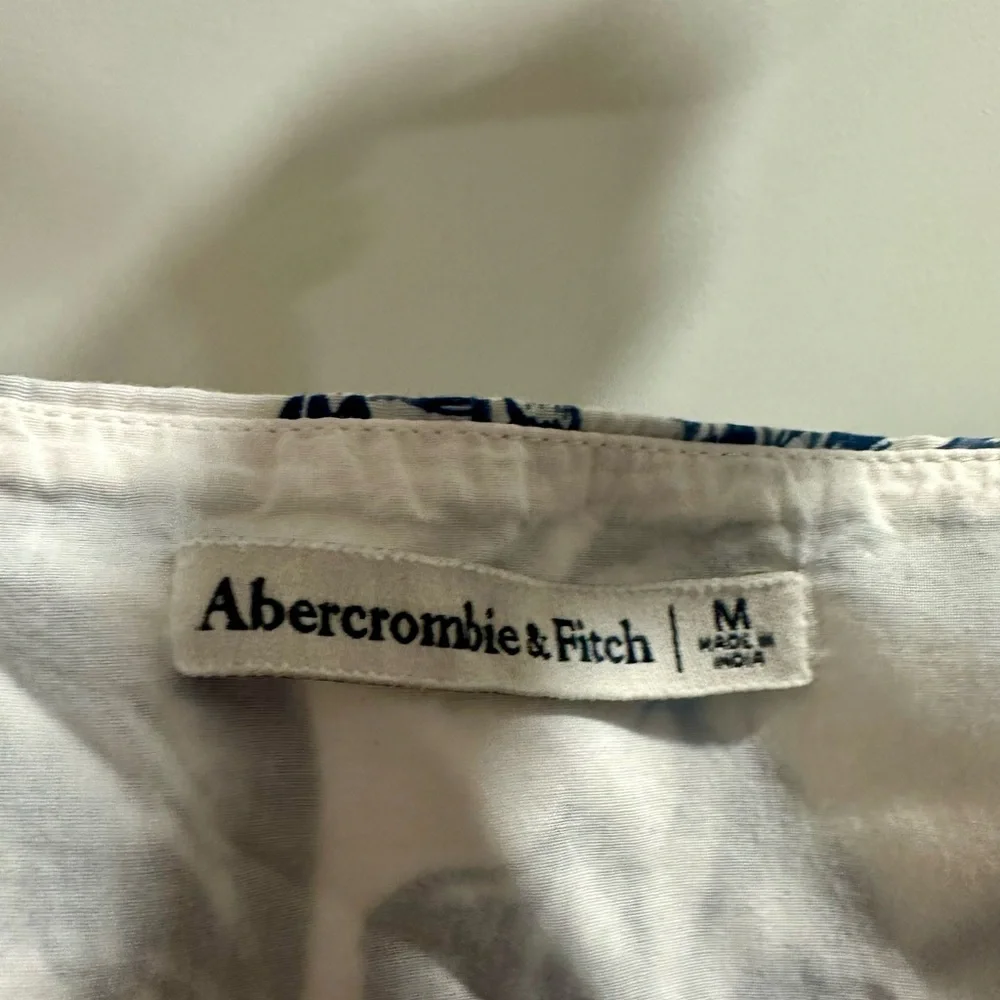 Abercrombie & Fitch White Camisole with Blue Floral Print - Picture 2 of 3